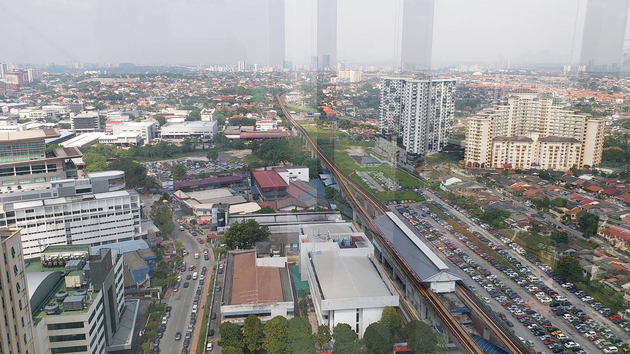 The Garden Apartment At Kuala Lumpur 페탈링자야 외부 사진