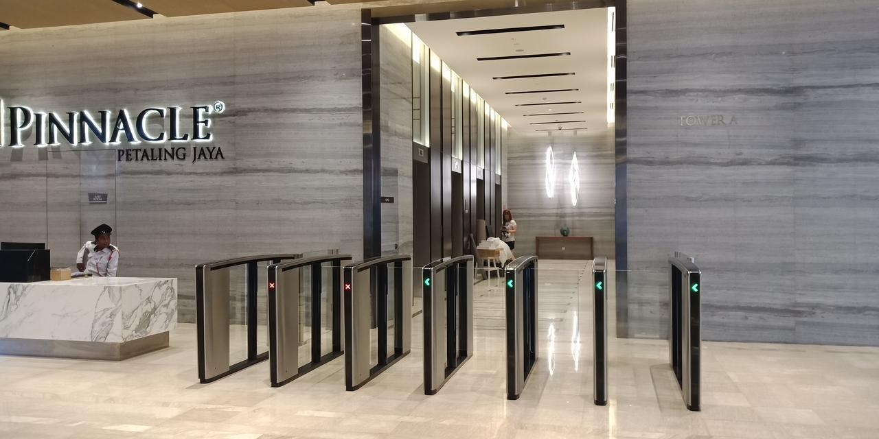The Garden Apartment At Kuala Lumpur 페탈링자야 외부 사진