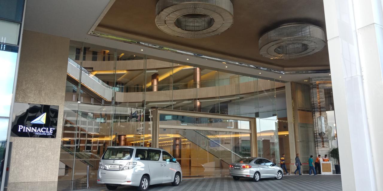 The Garden Apartment At Kuala Lumpur 페탈링자야 외부 사진